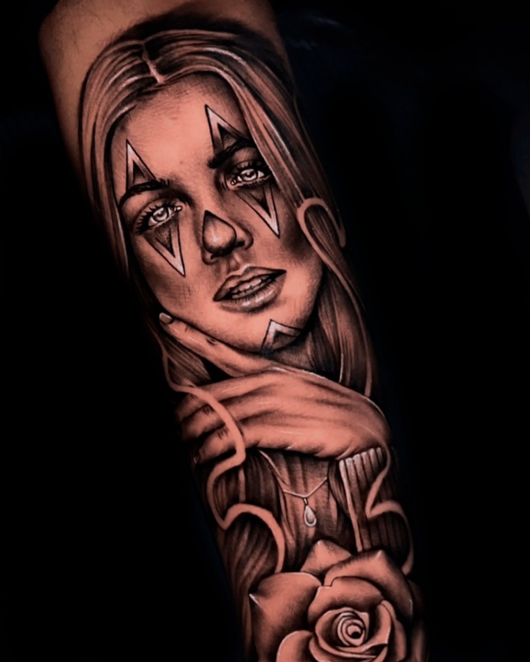 Woman and roses black and grey realism tattoo